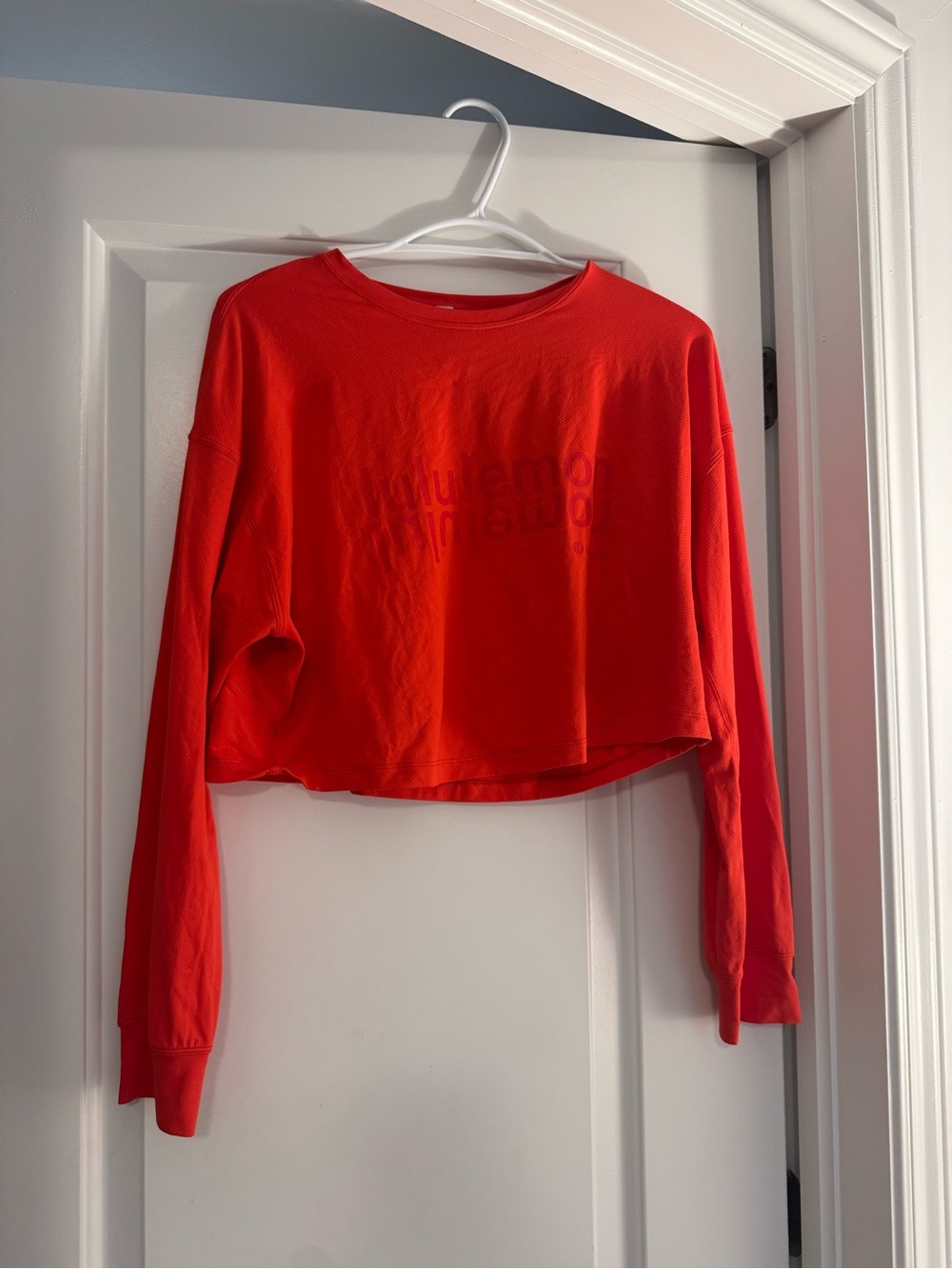lululemon athletica Cropped Long-Sleeve Top in Vibrant Red